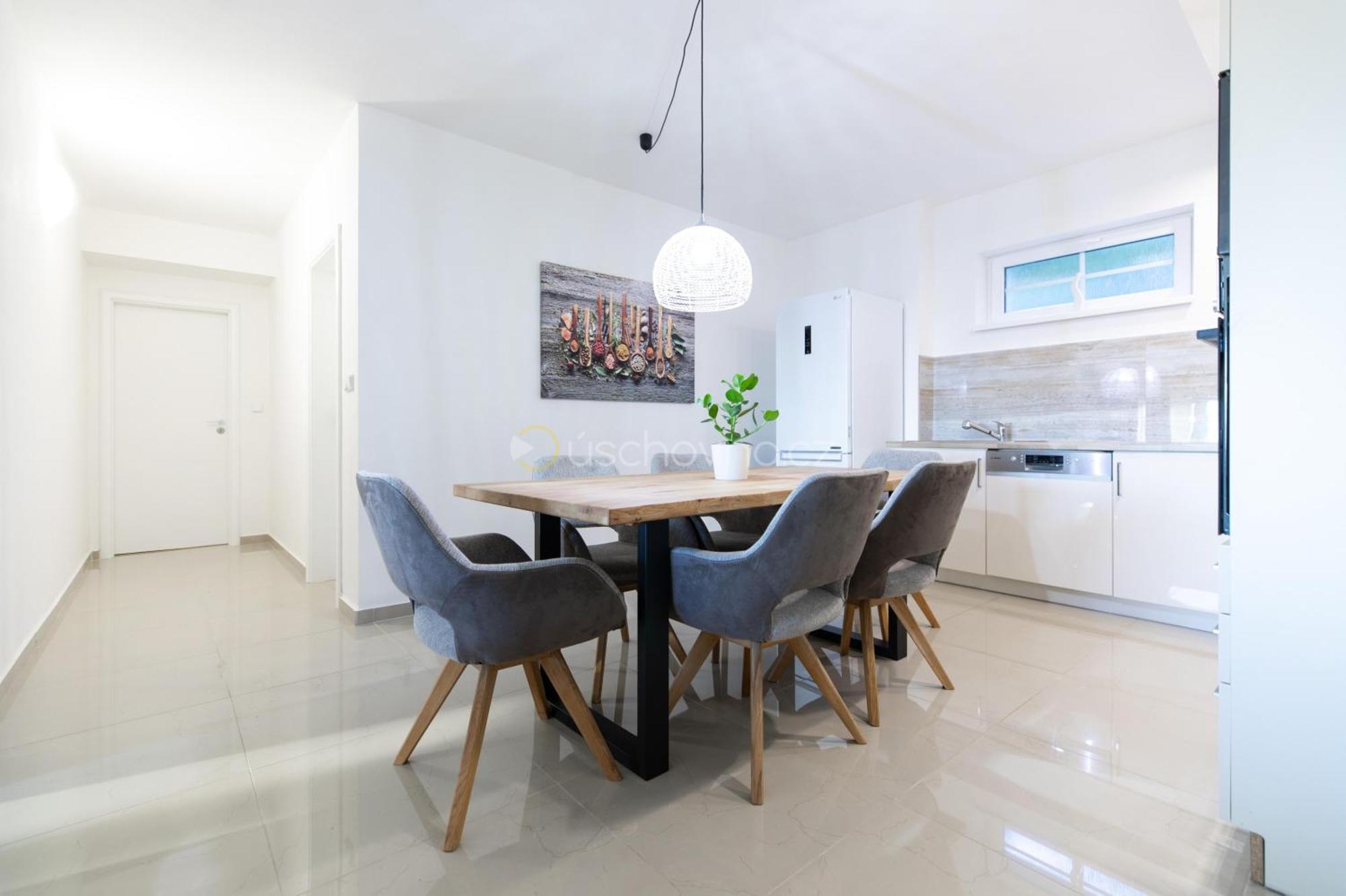 Airport Luxury Apartment & Spa ปราก ภายนอก รูปภาพ