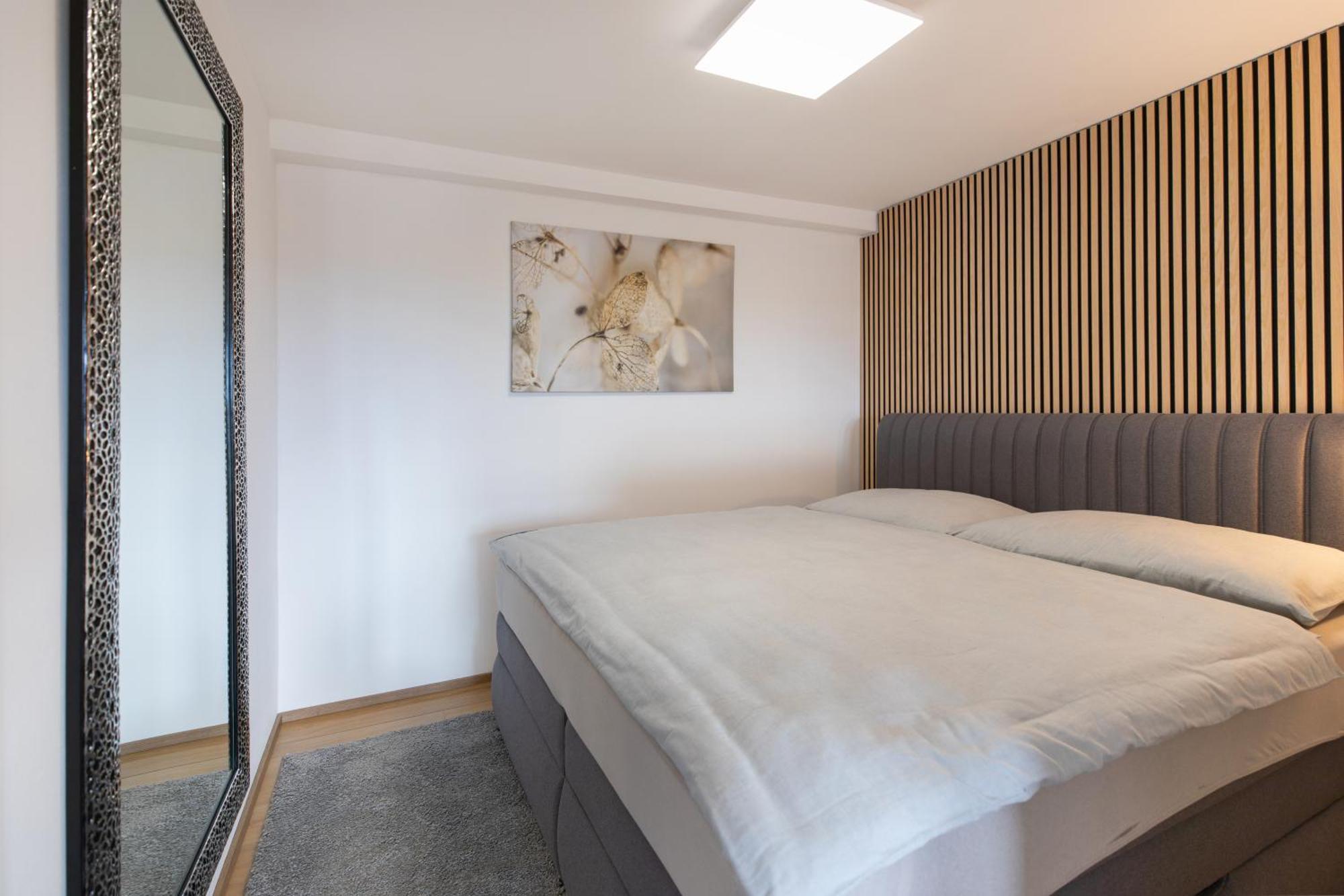 Airport Luxury Apartment & Spa ปราก ภายนอก รูปภาพ