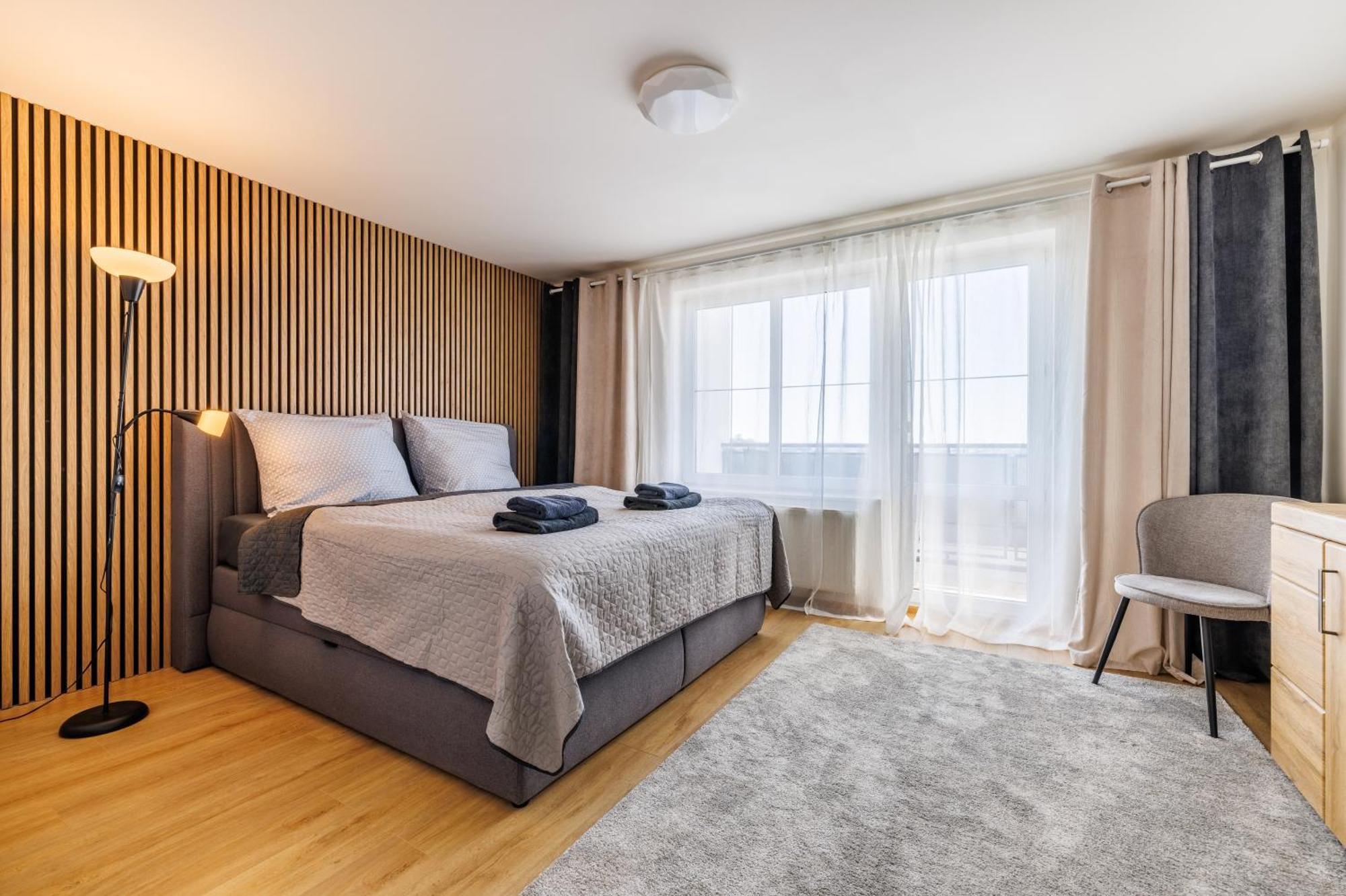 Airport Luxury Apartment & Spa ปราก ภายนอก รูปภาพ